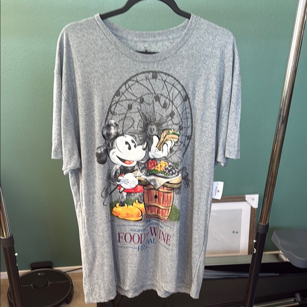 Gray Mickey Mouse Graphic T-Shirt